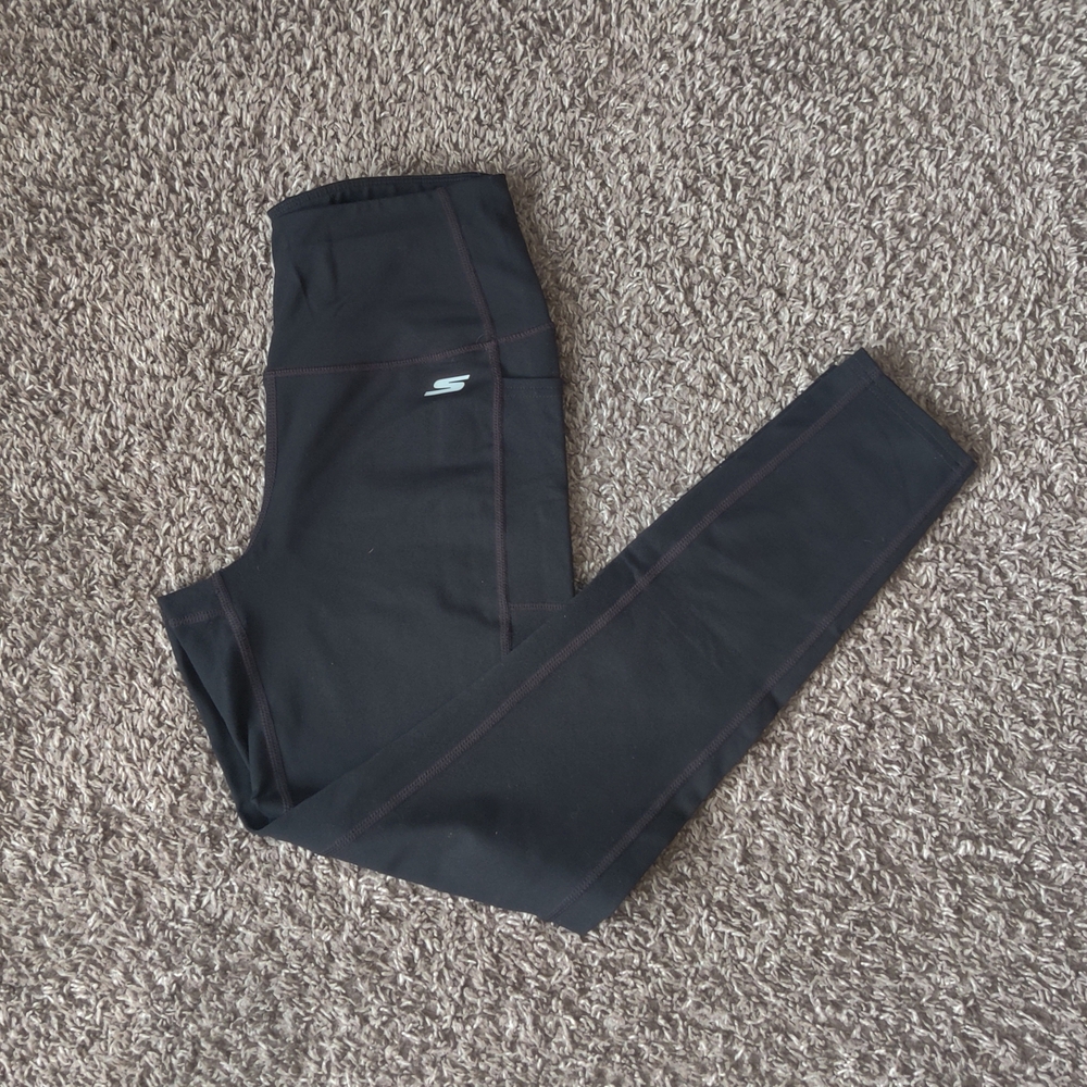 Sketchers Woman's Black Leggings